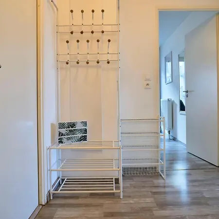 Proche Metro & 2 Balcons + Parking リール